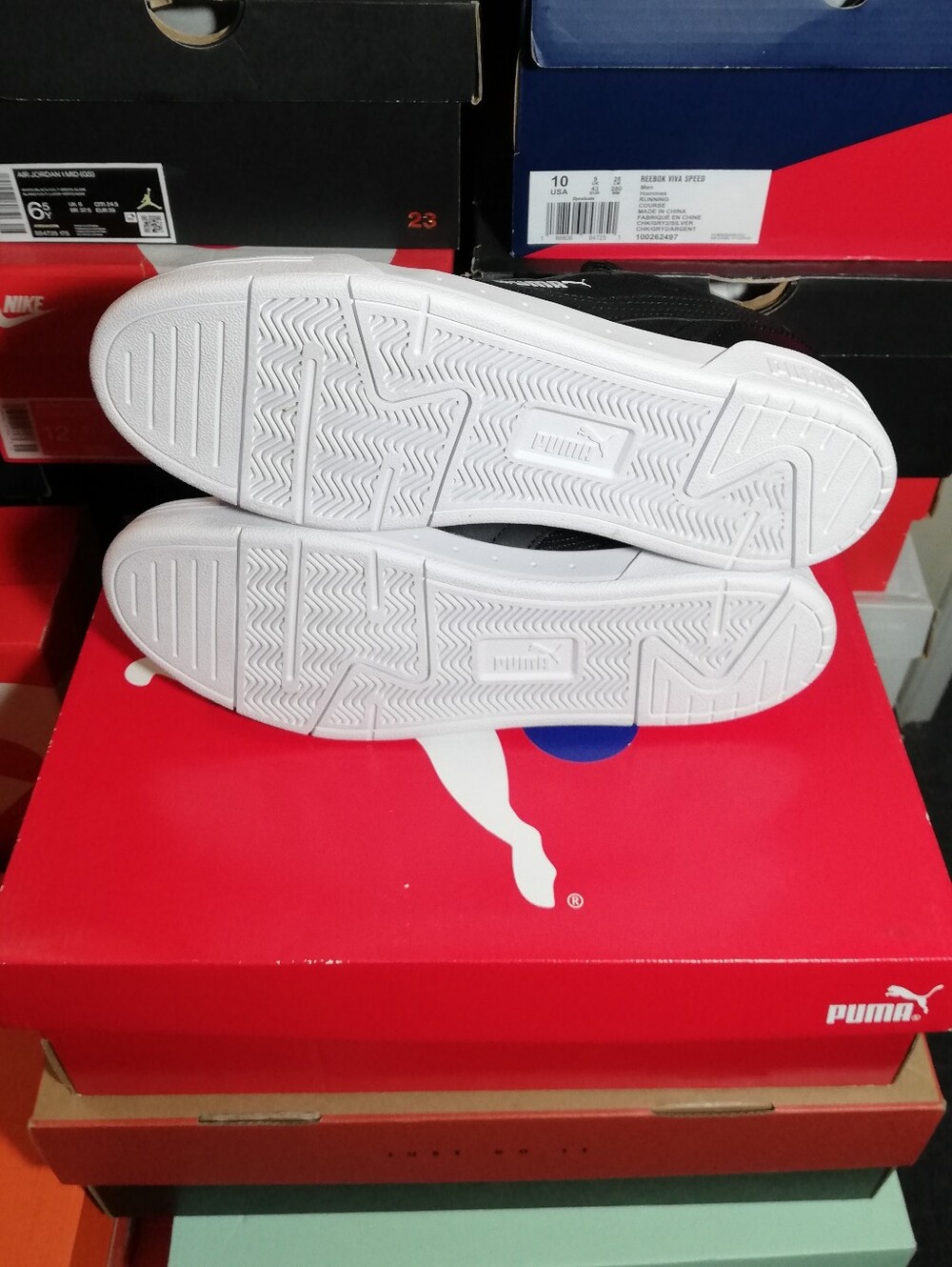 PUMA COURT MEN US SIZE 9 BRAND NEW IN BOX - Picture 4 of 10